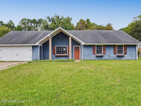 2208 Lewis Gate Drive, Gautier, MS 39553