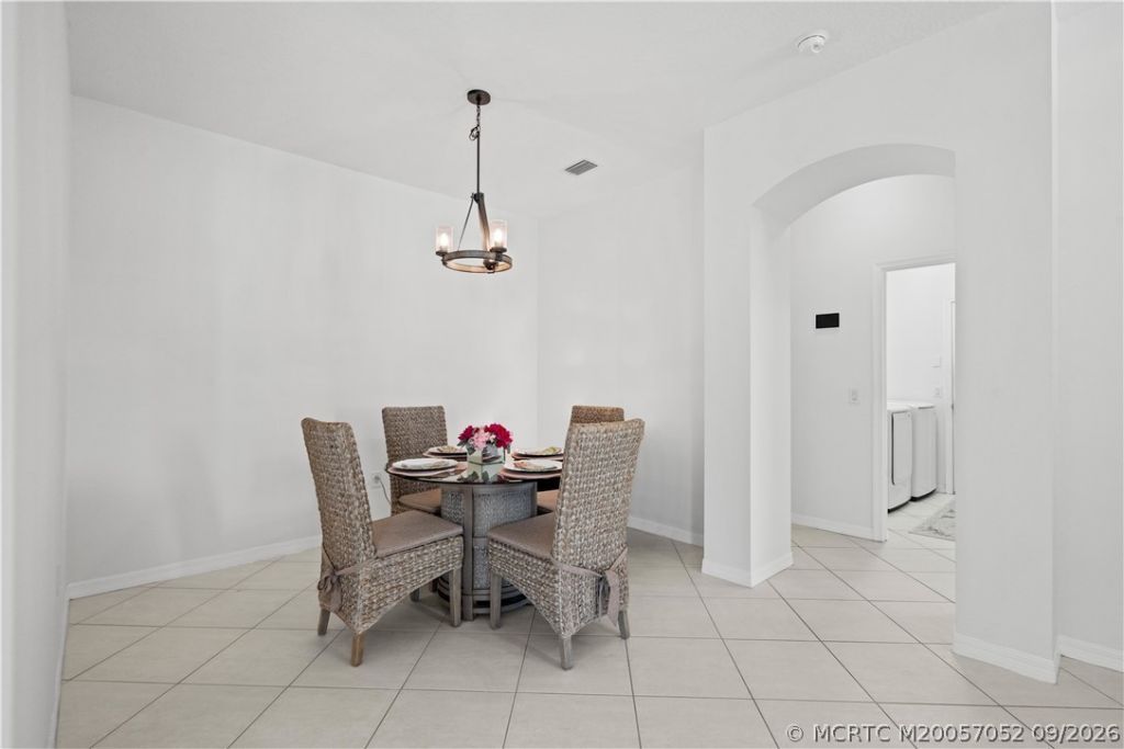 3661 NW Willow Creek Drive, Jensen Beach, FL 34957 Photo
