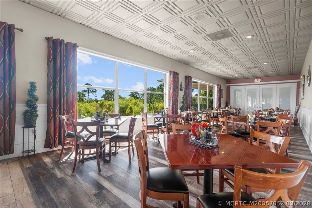 3661 NW Willow Creek Drive, Jensen Beach, FL 34957 Photo