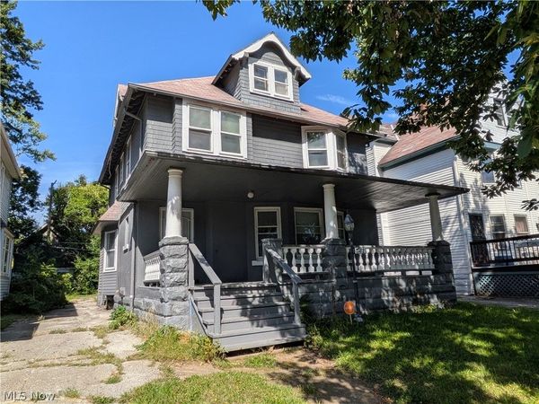 10721 Columbia Avenue , Cleveland, OH 44108