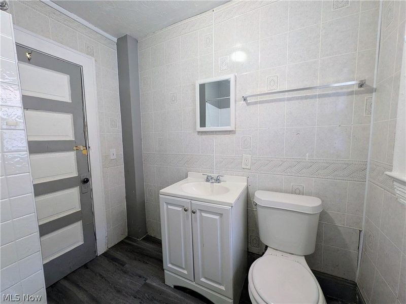 10721 Columbia Avenue, Cleveland, OH 44108 Photo 23