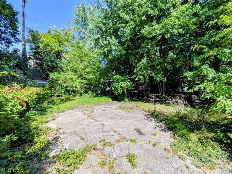 10721 Columbia Avenue, Cleveland, OH 44108 Photo 7