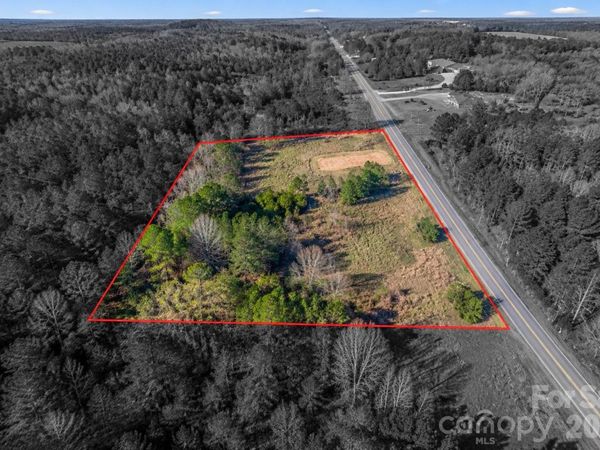 1111 Mount Pleasant Road N, Mount Pleasant, NC 28124