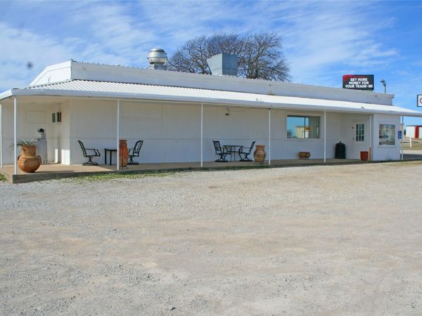 1981 Cimmaron Road , Wilson, OK 73463