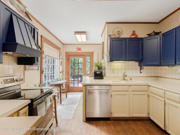 1017 Cooper Avenue, Glenwood Springs, CO 81601