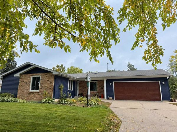 350 13th Street SW, Owatonna, MN 55060