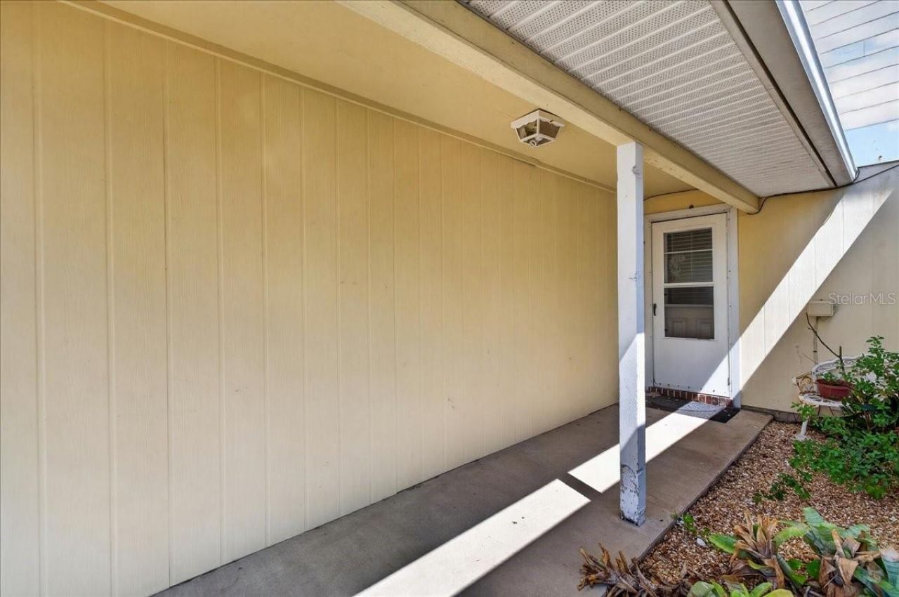 841 E 14th Avenue, New Smyrna Beach, FL 32169 Photo