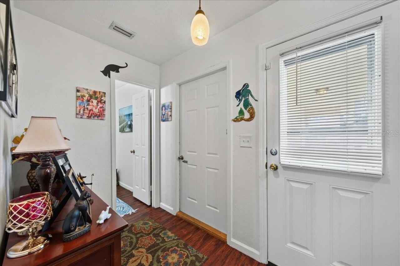 841 E 14th Avenue, New Smyrna Beach, FL 32169 Photo