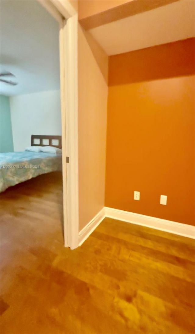 2039 NE 123rd St , North Miami, FL 33181 Photo