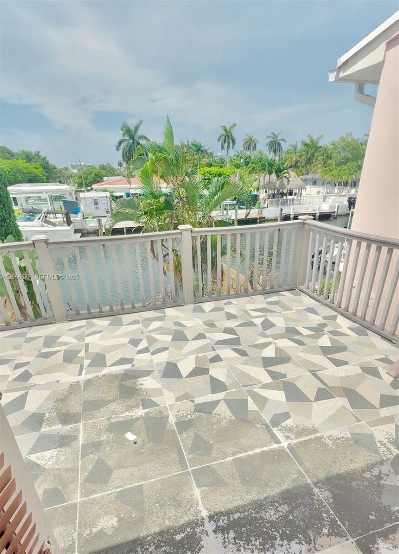 2039 NE 123rd St , North Miami, FL 33181 Photo
