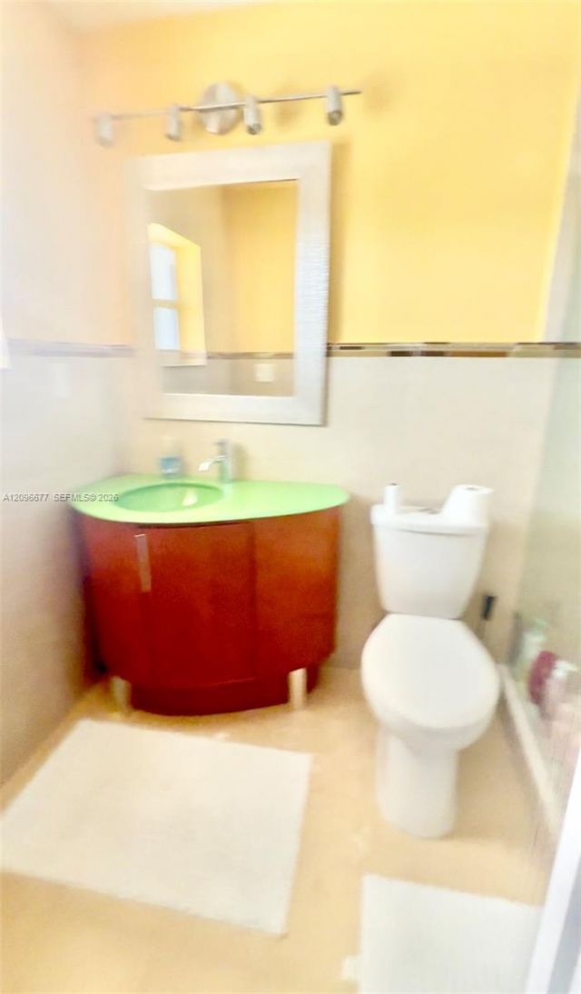 2039 NE 123rd St , North Miami, FL 33181 Photo