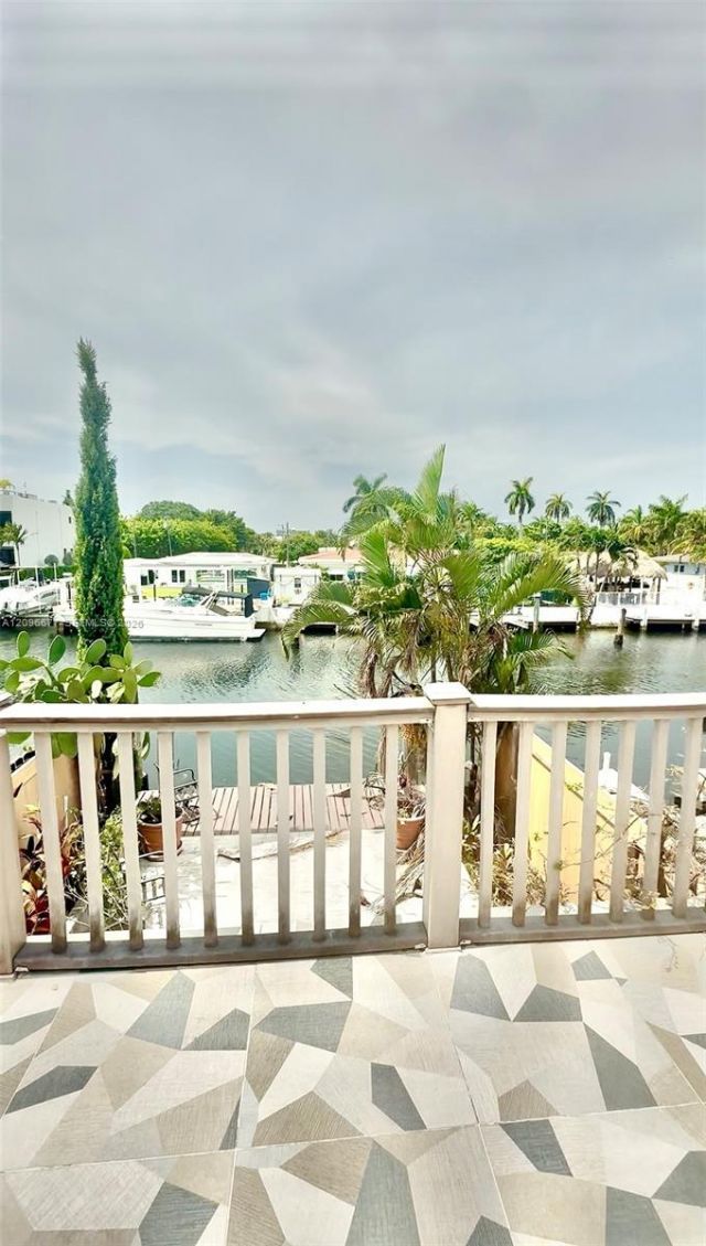 2039 NE 123rd St , North Miami, FL 33181 Photo
