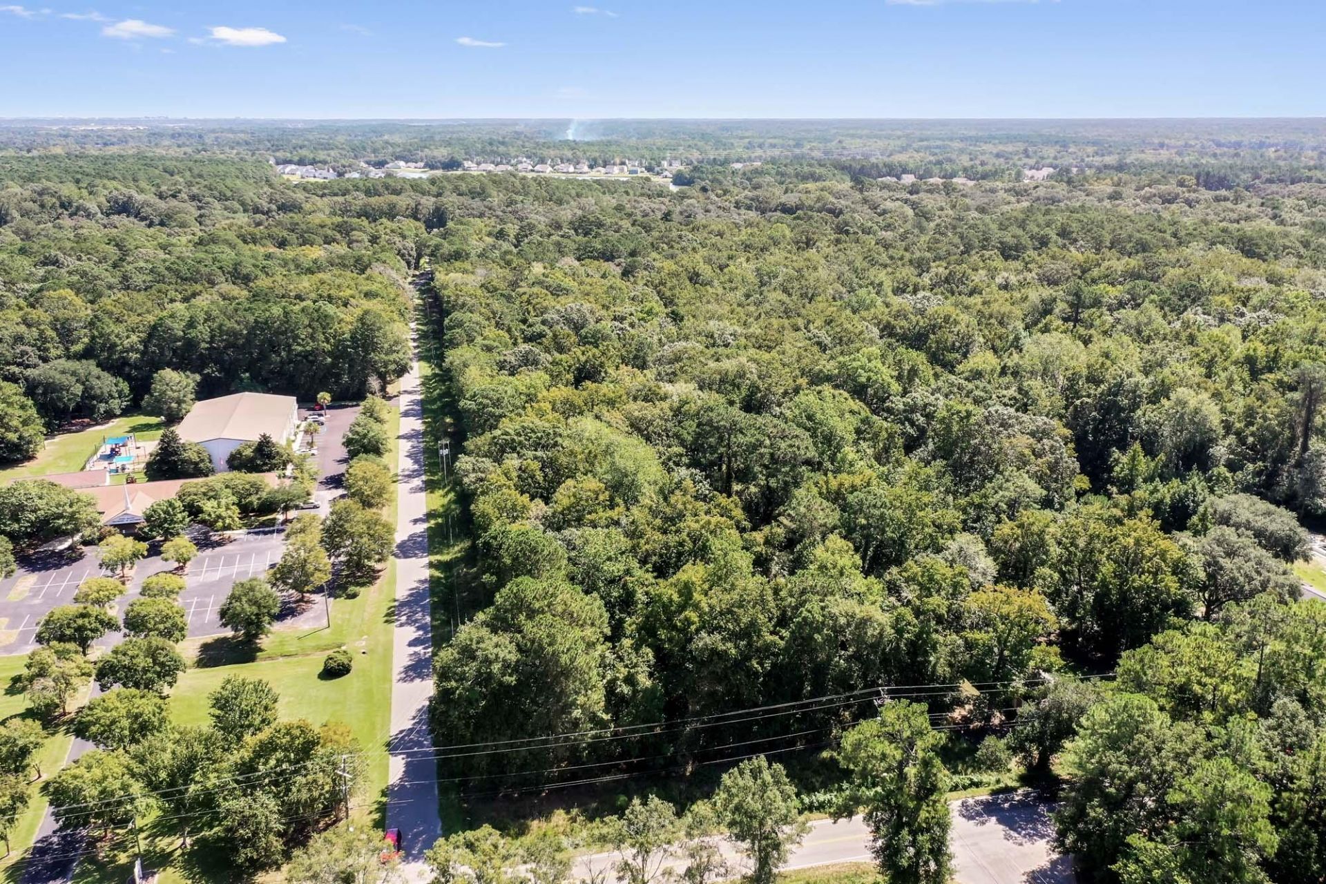 965 Main Road Photo 9