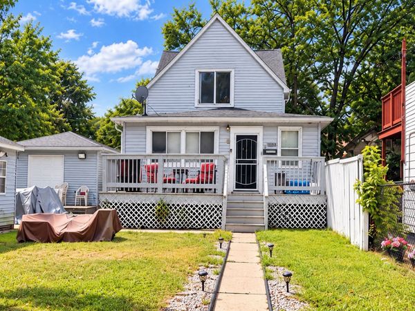 11820 S Harvard Avenue , Chicago, IL 60628
