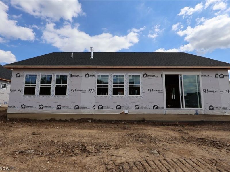 2452 Merriment Drive, Amherst, OH 44001 Photo 9
