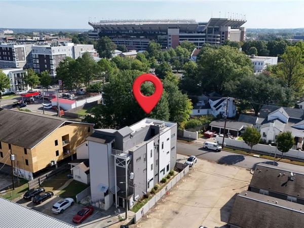1038 14th Avenue, Unit A, Tuscaloosa, AL 35401