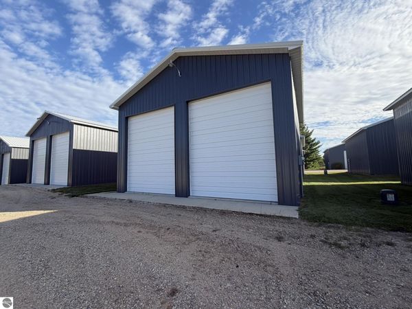 668 Al Moses Road N, Lake City, MI 49651
