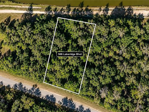 566 Lakeridge BLVD , LEHIGH ACRES, FL 33972