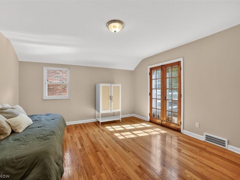 1540 S Belvoir Boulevard, South Euclid, OH 44121 Photo 22