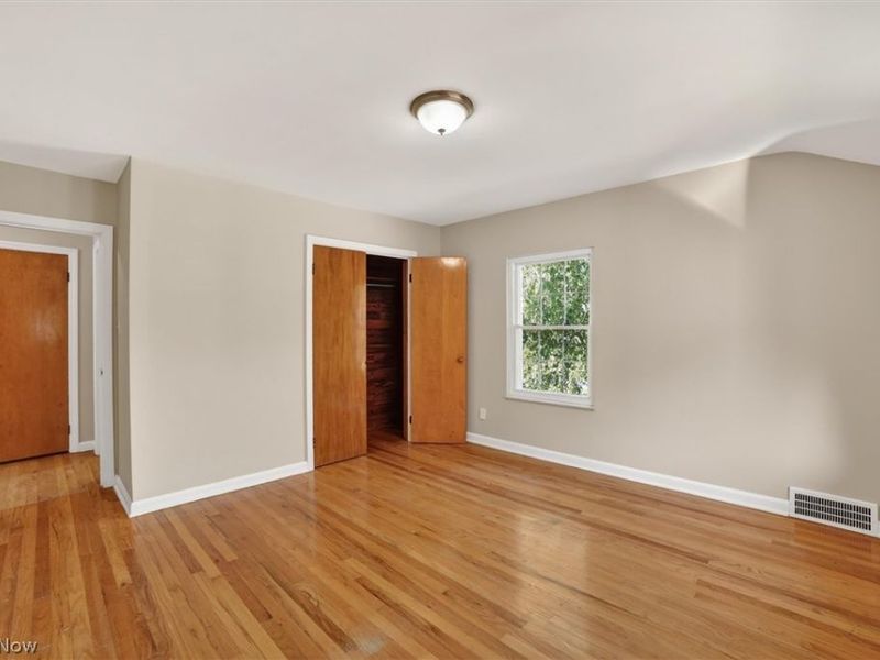 1540 S Belvoir Boulevard, South Euclid, OH 44121 Photo 23