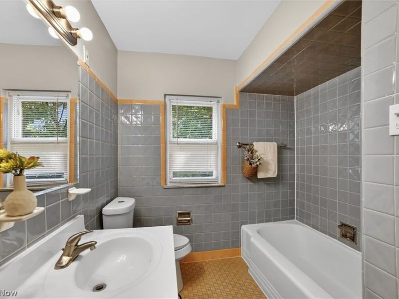 1540 S Belvoir Boulevard, South Euclid, OH 44121 Photo 26