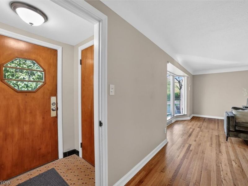 1540 S Belvoir Boulevard, South Euclid, OH 44121 Photo 3