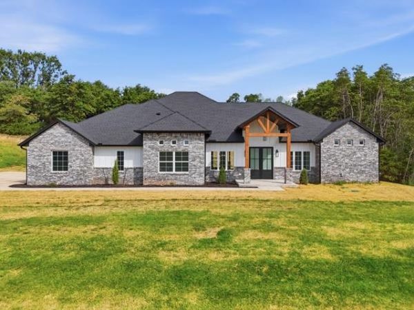 8725 Mercato Street, Choctaw, OK 73020