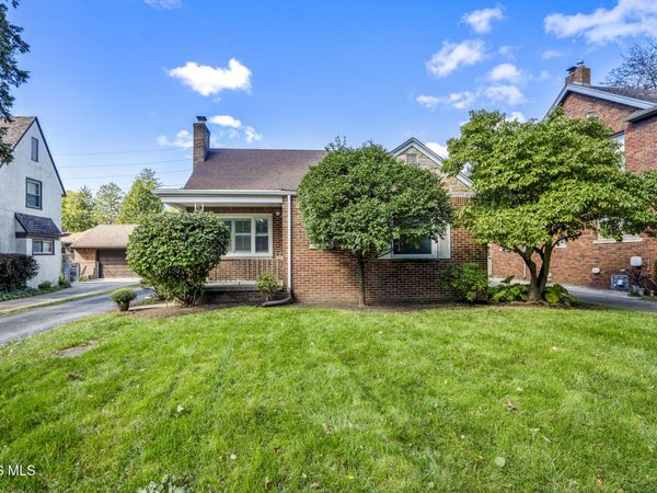 3003 Goddard Road, Toledo, OH 43606