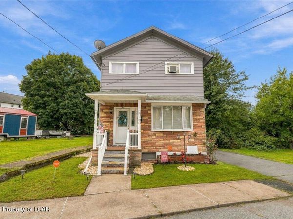 23 Carroll Street, Pittston, PA 18640