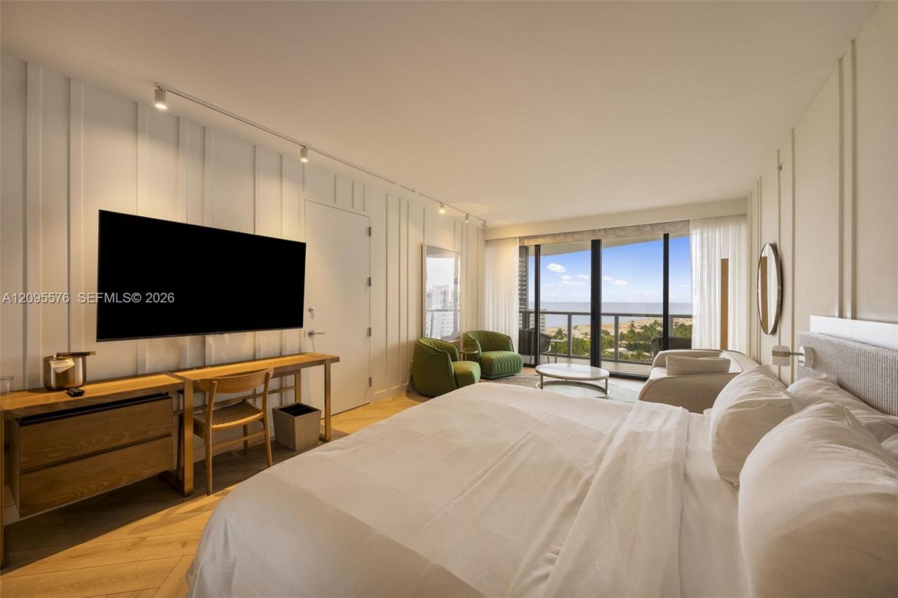 2201 Collins Ave , Unit 1108, Miami Beach, FL 33139 Photo