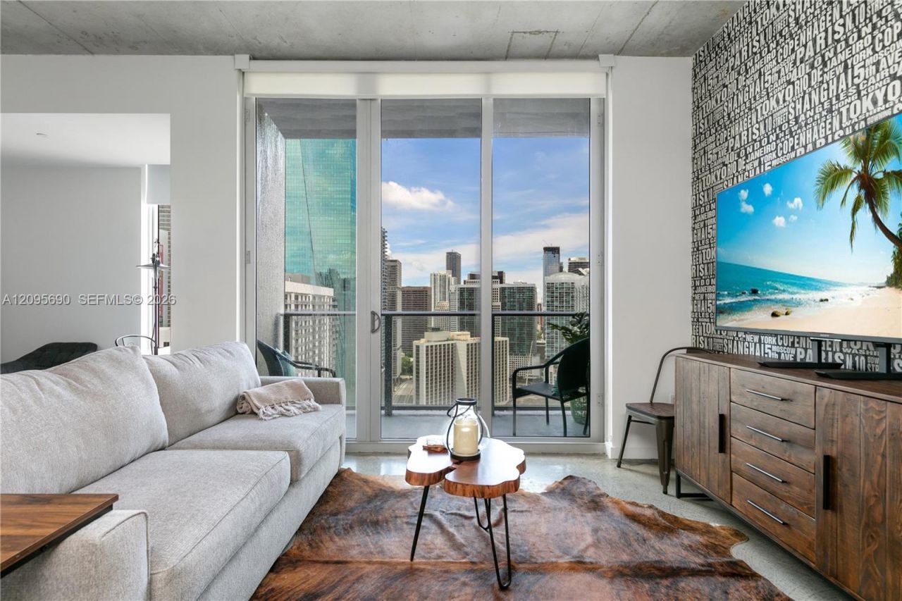 151 SE 1st St , Unit 3103, Miami, FL 33131 Photo