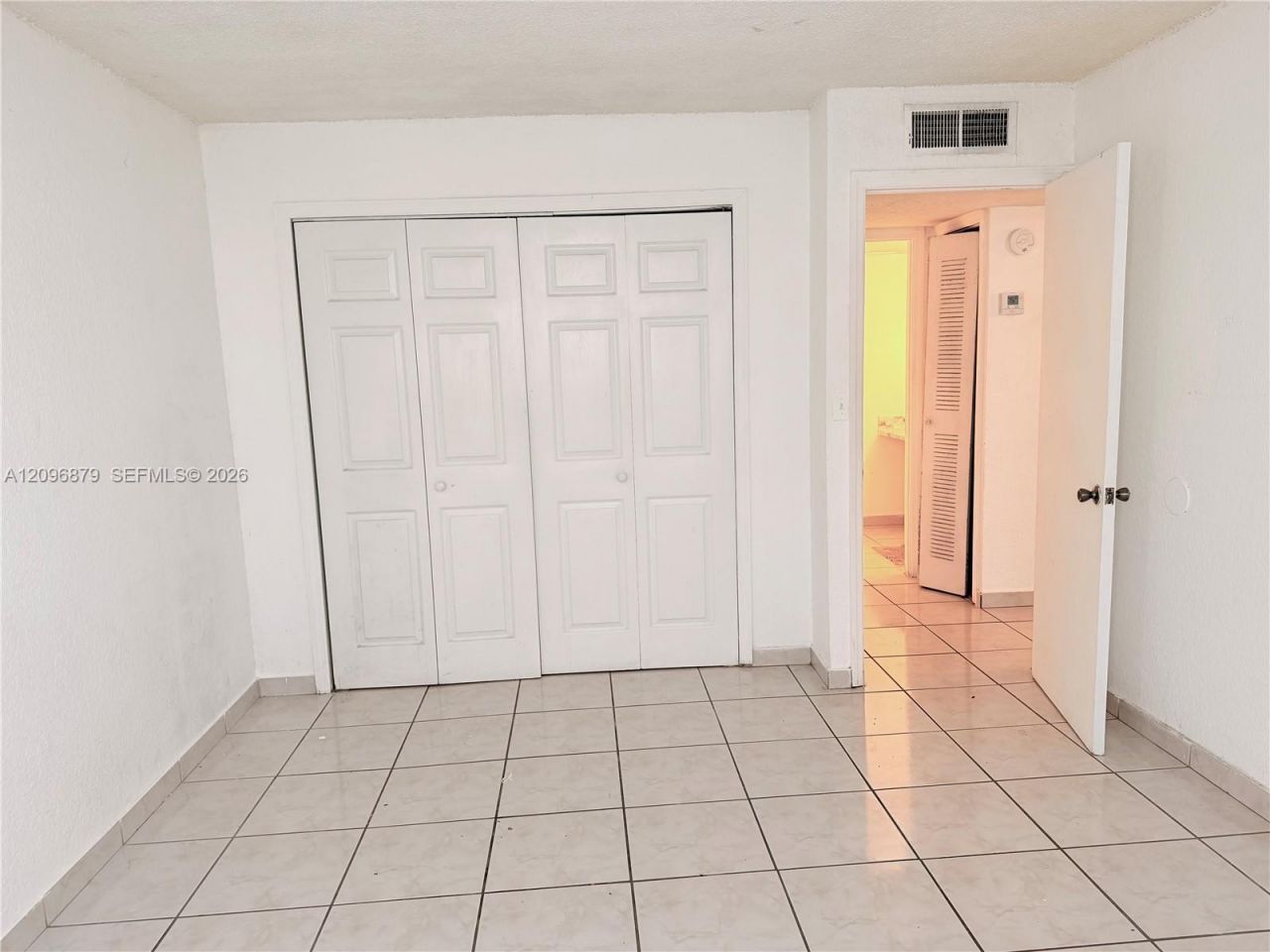 606 W 81st St, Unit 320, Hialeah, FL 33014 Photo