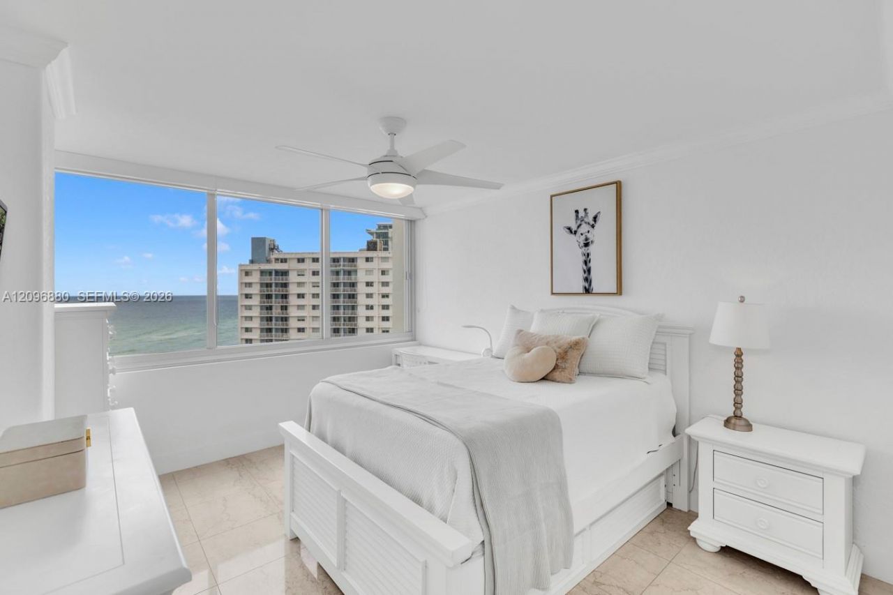 7135 Collins Ave, Unit 1126, Miami Beach, FL 33141 Photo