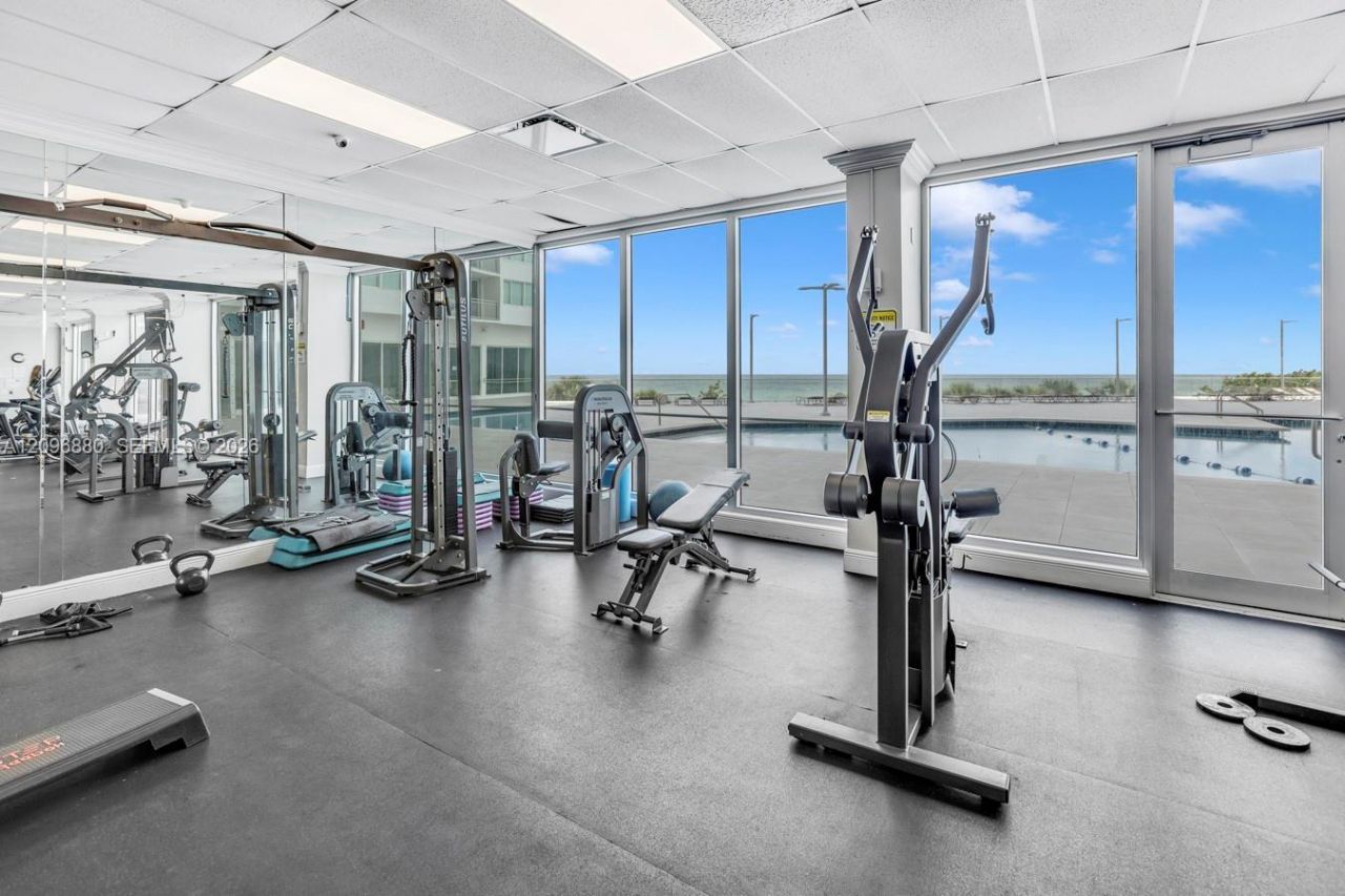 7135 Collins Ave, Unit 1126, Miami Beach, FL 33141 Photo