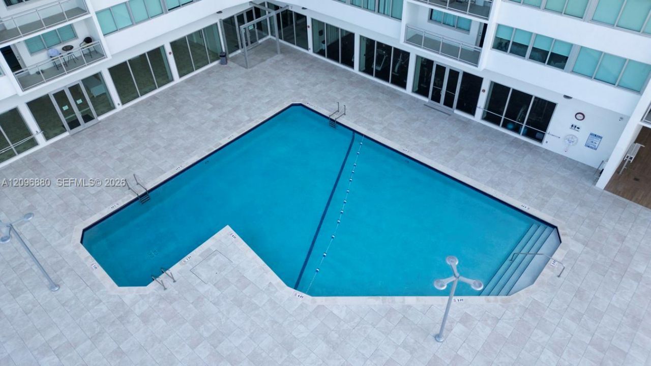 7135 Collins Ave, Unit 1126, Miami Beach, FL 33141 Photo