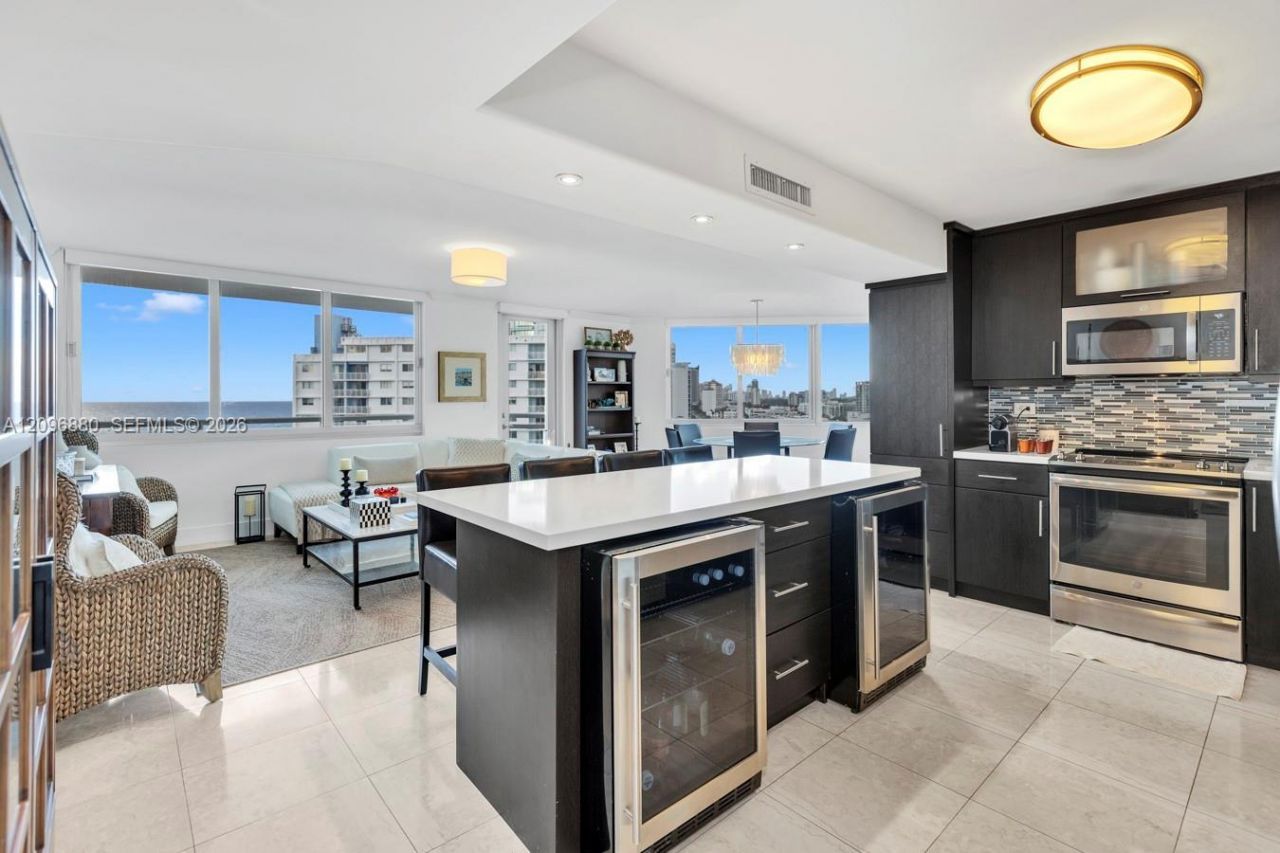 7135 Collins Ave, Unit 1126, Miami Beach, FL 33141 Photo