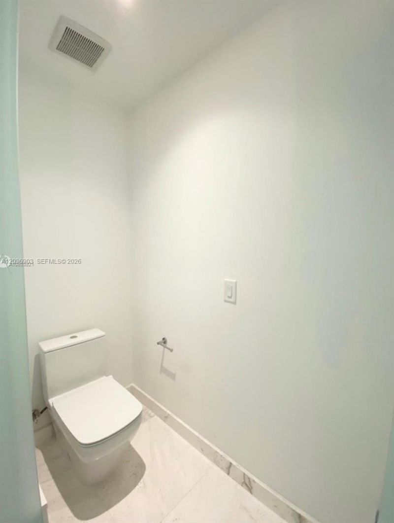851 NE 1st Ave , Unit 3609, Miami, FL 33132 Photo