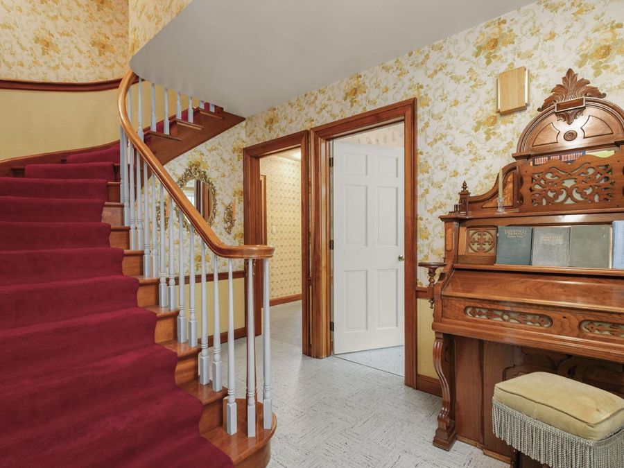 Property Image 8