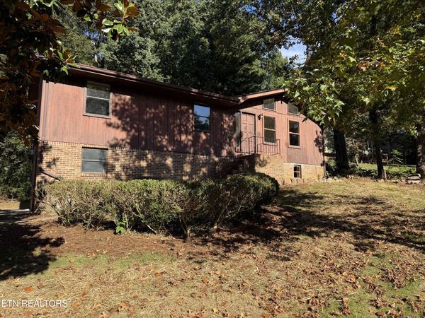 4702 Pebble Brook Circle, Cleveland, TN 37312