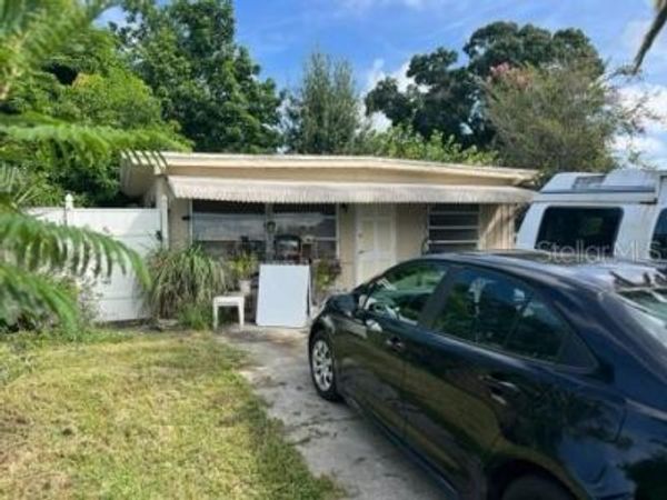 10523 111TH TERRACE N, LARGO, FL 33773