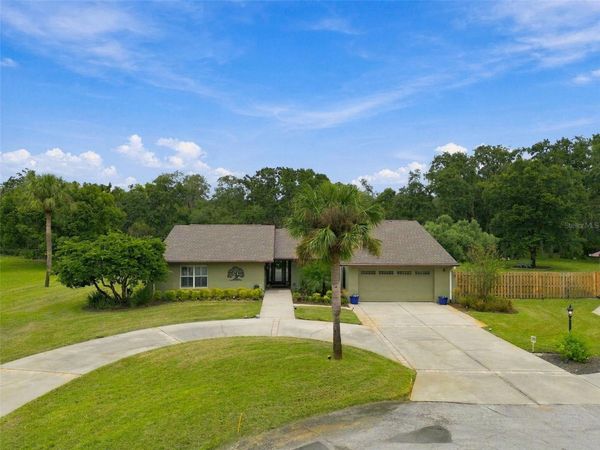 8985 FAIRCHILD COURT , NEW PORT RICHEY, FL 34654