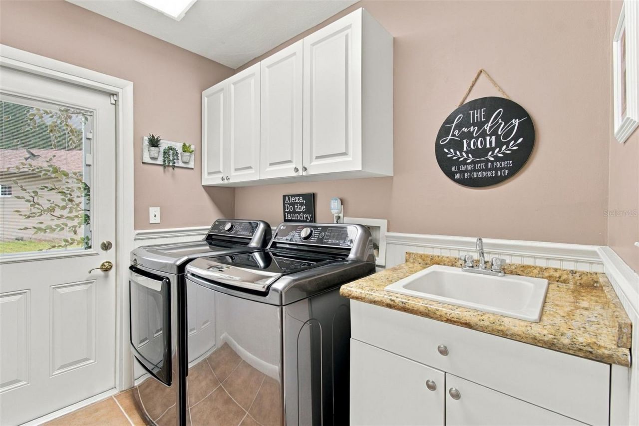 8985 Fairchild Court, New Port Richey, FL 34654 Photo