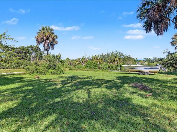 10933 W FORT ISLAND TRAIL , CRYSTAL RIVER, FL 34429