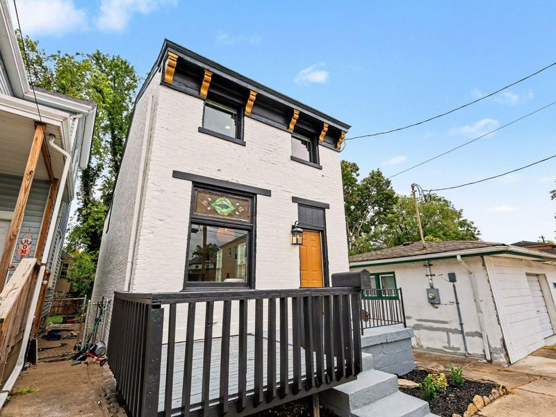 2018 Pearl Street, Covington, KY 41014 Photo 3
