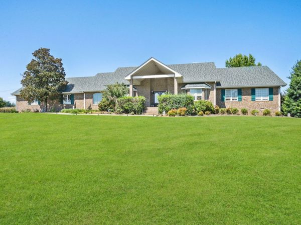 3901 Dortch Rd , Adams, TN 37010
