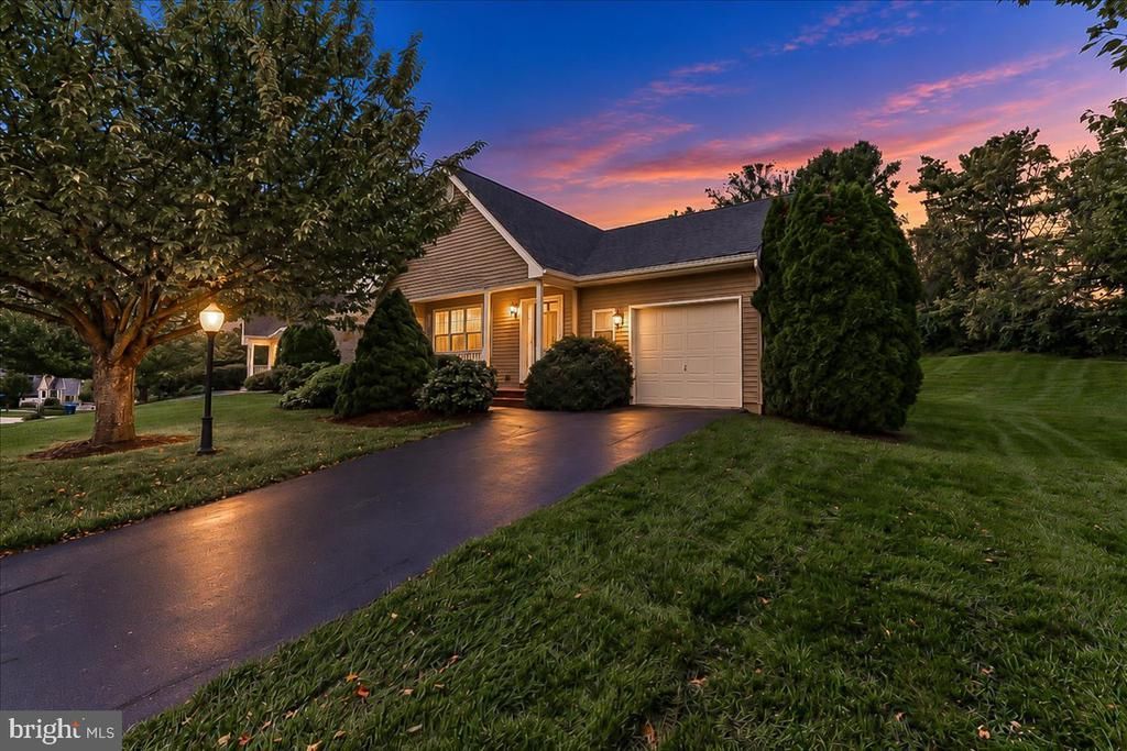 710 W GLENVIEW DRIVE, WEST GROVE, PA 19390