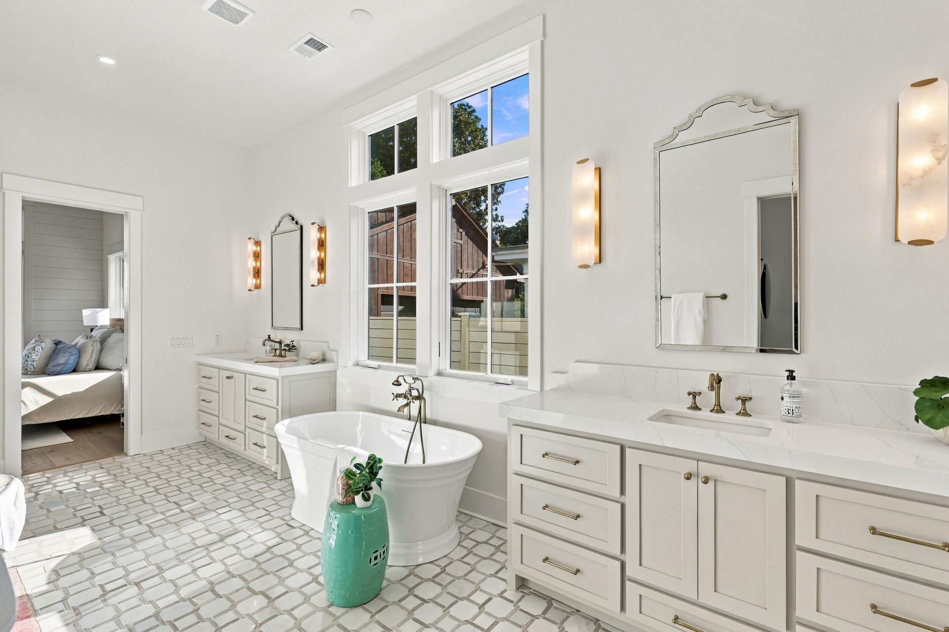 303 Hibben Street Photo 31