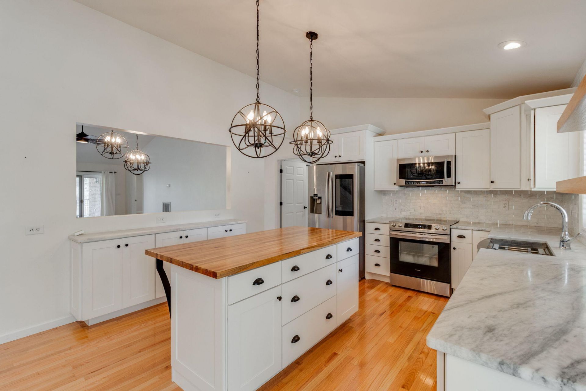 370 Chapel Creek Drive Photo 16