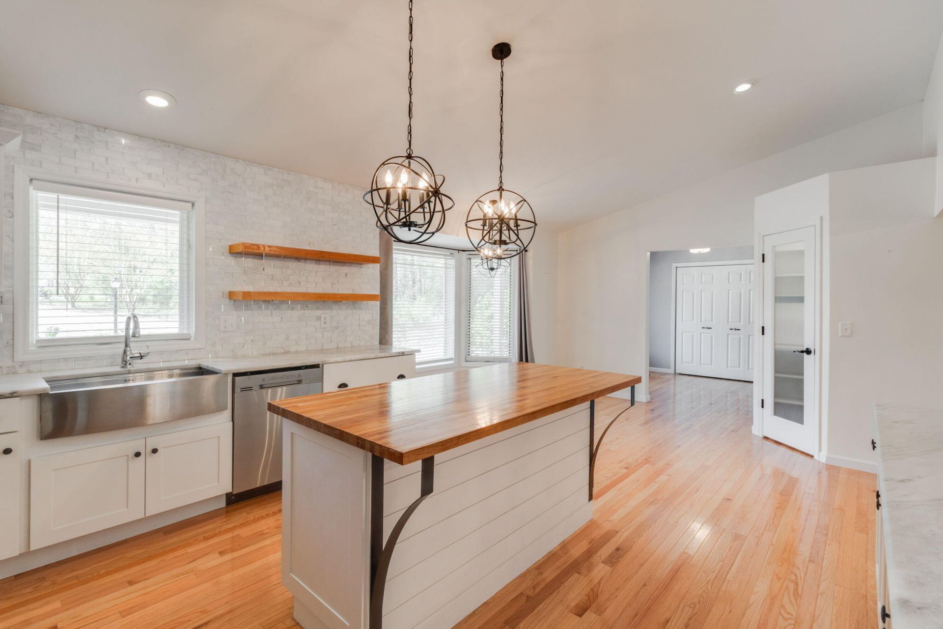 370 Chapel Creek Drive Photo 18