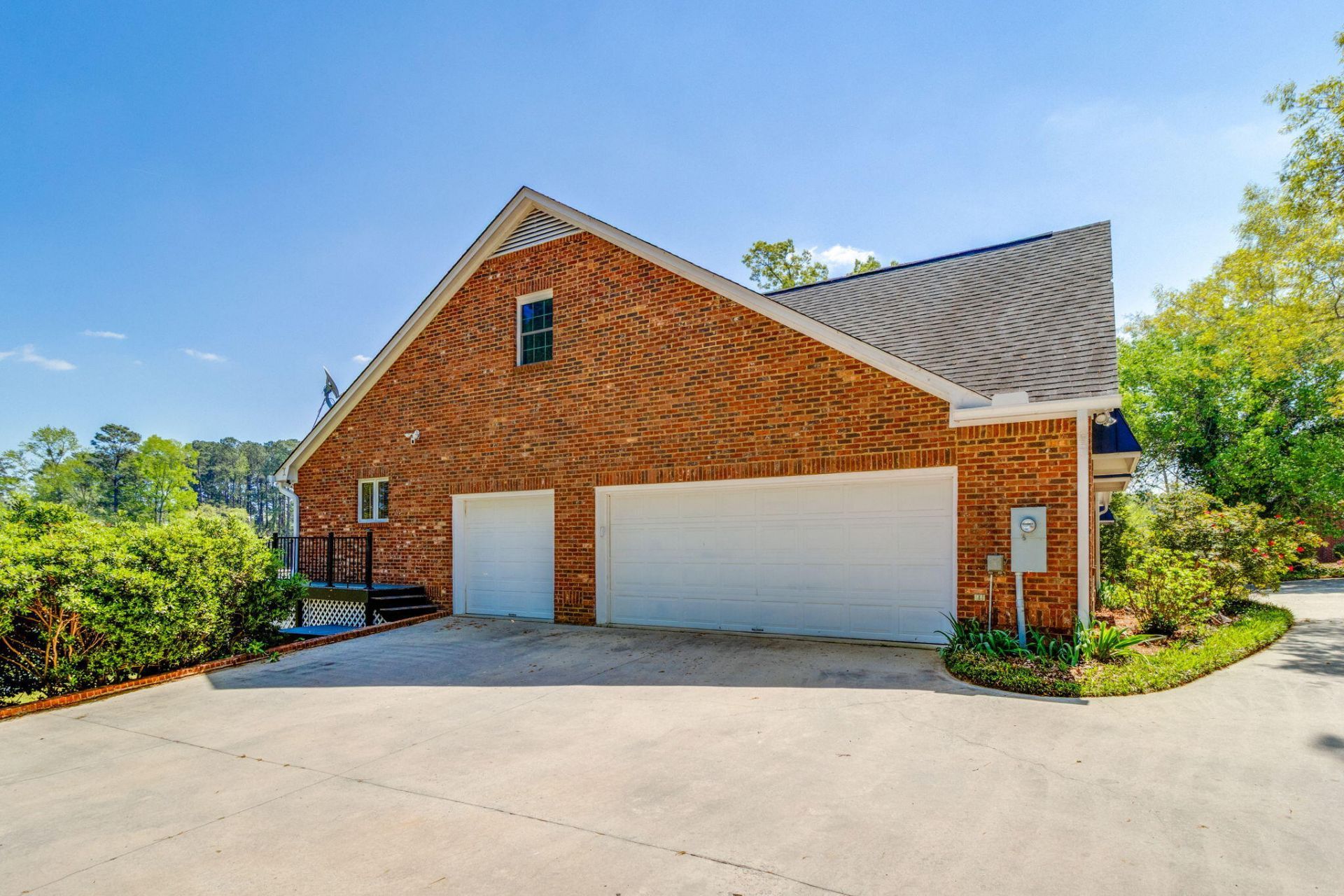 370 Chapel Creek Drive Photo 50